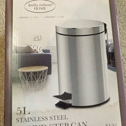 Round Step Can- Brand New