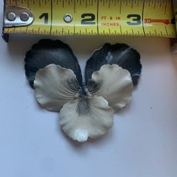Pansy Pin
