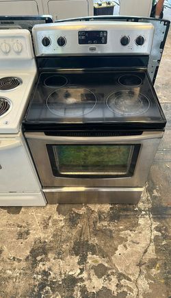 Maytag Stainless Steel Electric Range Glass Top