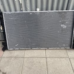 2021-2024 Chevy Tahoe Suburban-Escalade Radiator 