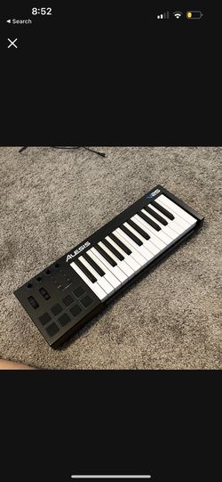 Alesis V25 Keyboard 