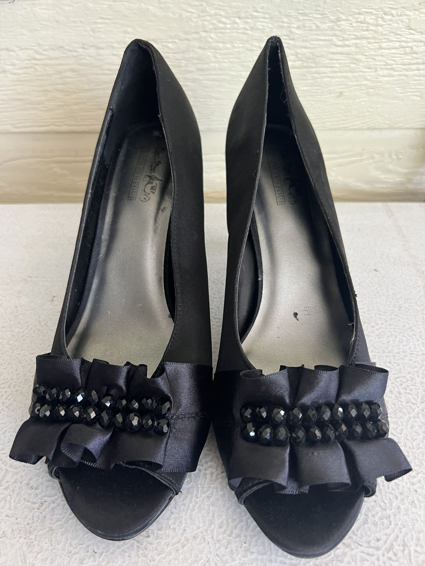 Coach Heels Size 8 1/2