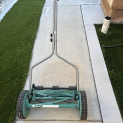 Manual Lawn Mower