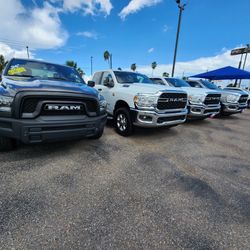 🚘 Wide Selection of Cars & Trucks Available! 🚘