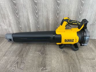 Dewalt 20V Max Brushless Cordless Leaf Blower (Tool Only) DCBL722