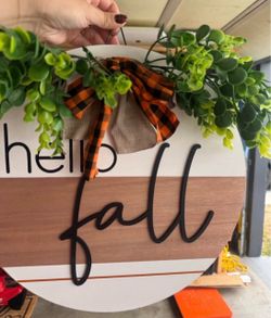 Hello Fall Round Wood Door Sign