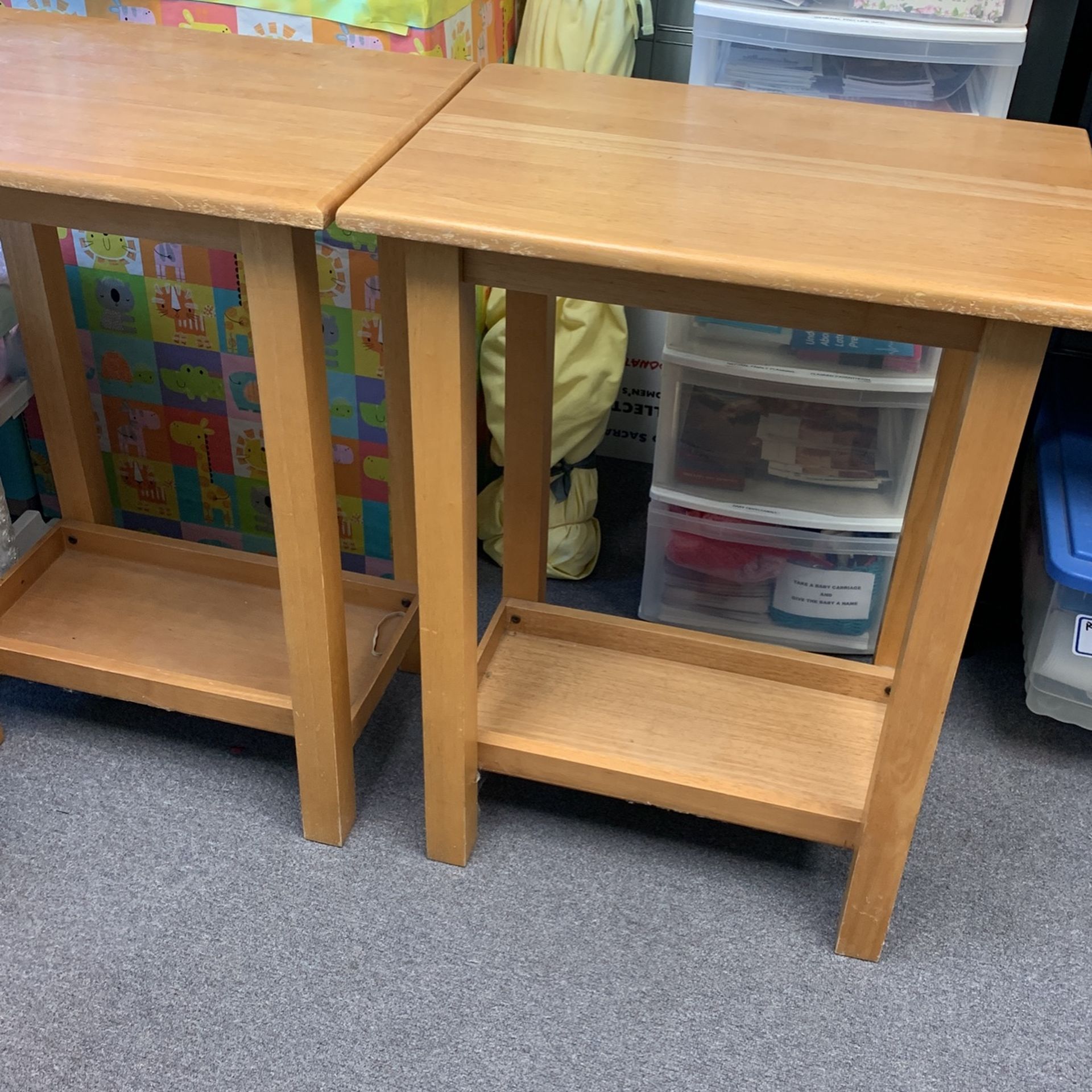 Set Of Oak Wood Side Or End Tables