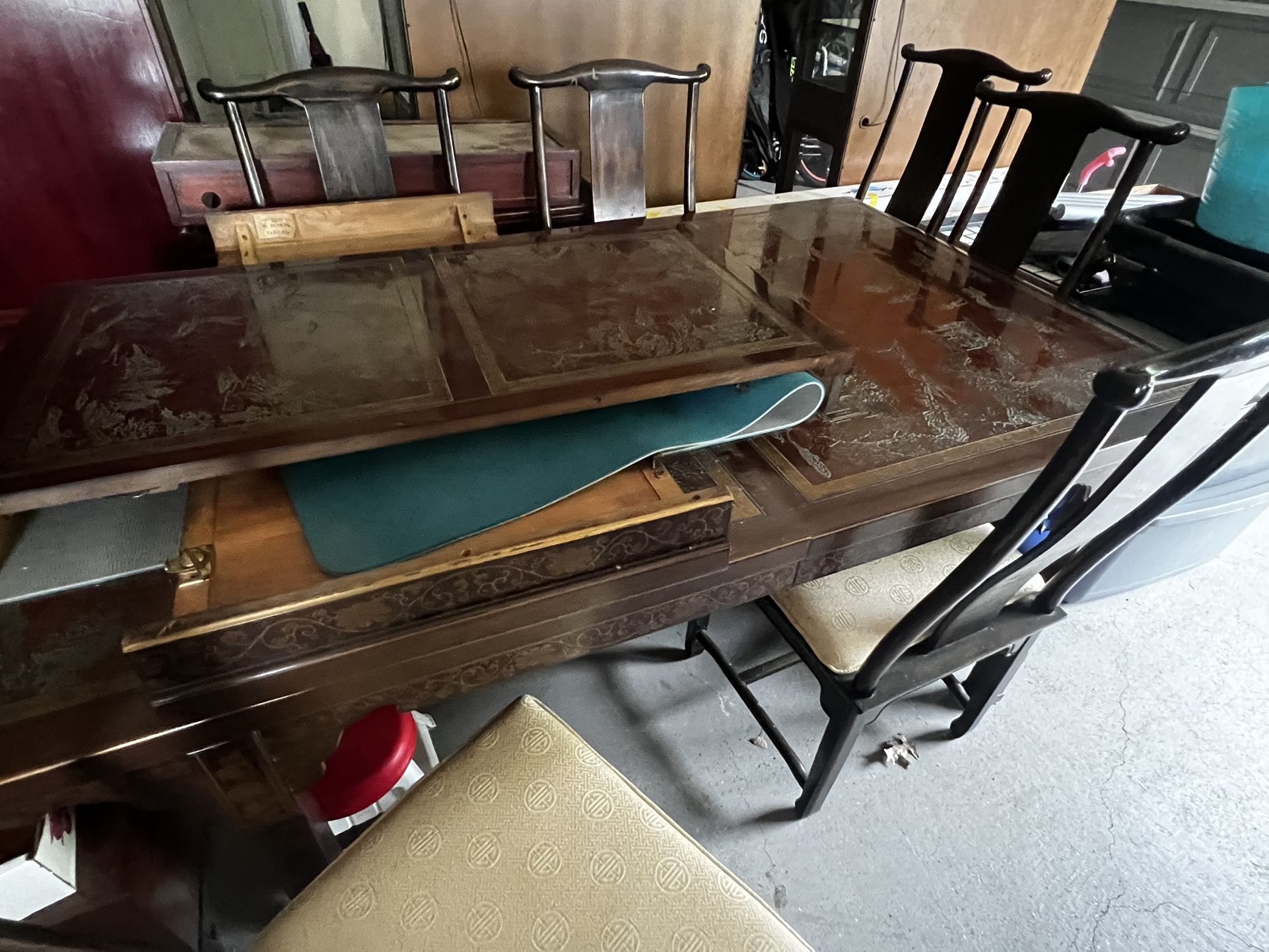 DREXEL HERITAGE Ming Treasures Mahogany Carved Chinoiserie Dining Table and Chairs