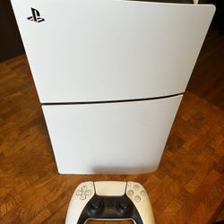PS5 Slim Digital 1TB - MINT w/Box