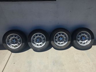 Toyota Camry Wheels 185/65 R14 tires