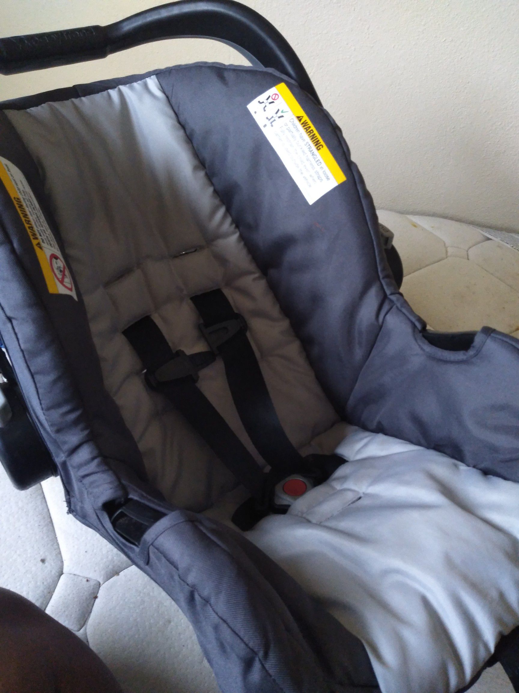 Baby Trend carseat
