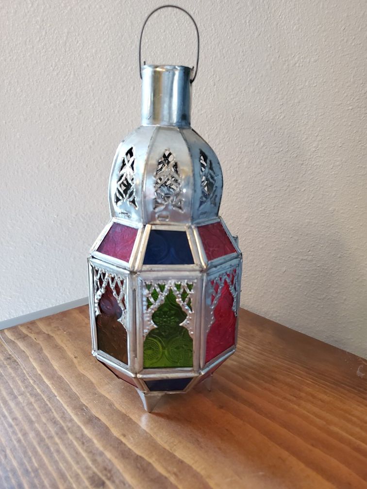 Moroccan light /candle holder decor