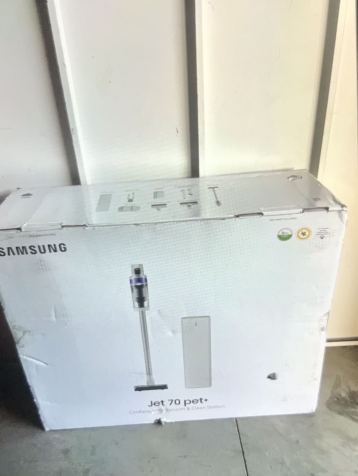 SAMSUNG 70 + CS Bundle Jet Cordless Stick Vacuum