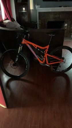 Santa Cruz mountain bike size medium