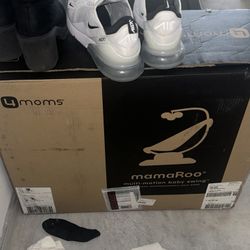 4moms Mamaroo swing