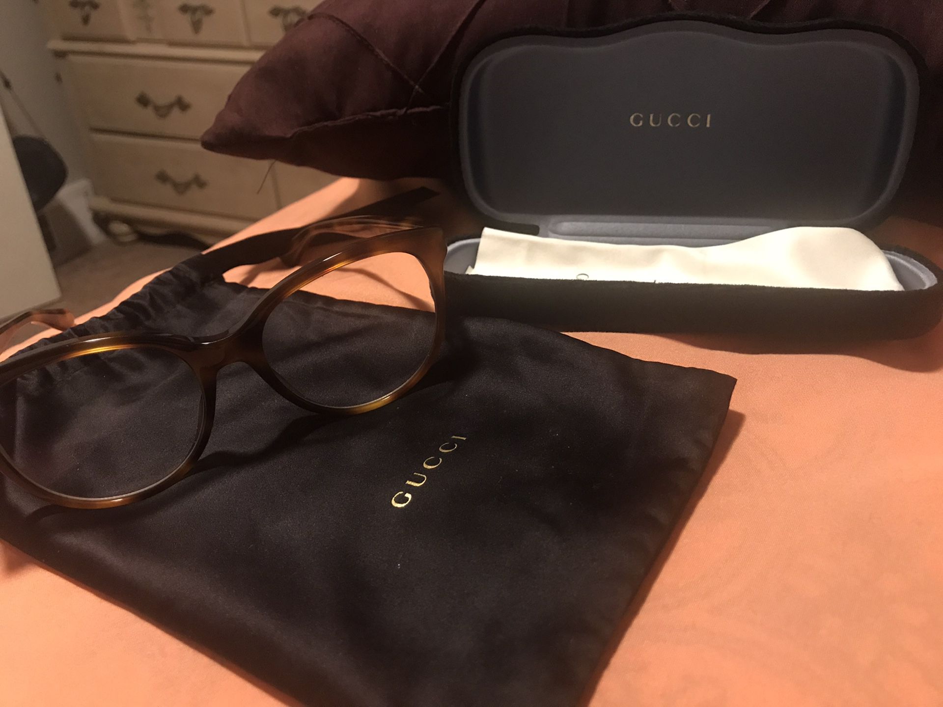 Gucci glasses with case & bag