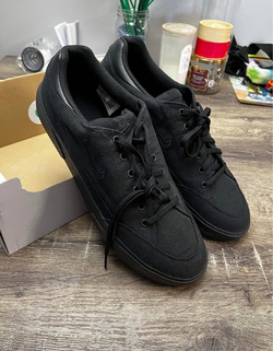 Men’s size 12 Nike shoes - Can combine with other shoes listed for a discount