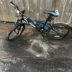 Bike 20 Inch Mongoose Mountain Like New 