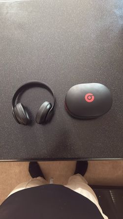 Beats Studio³ Wireless Headphones – Great Condition