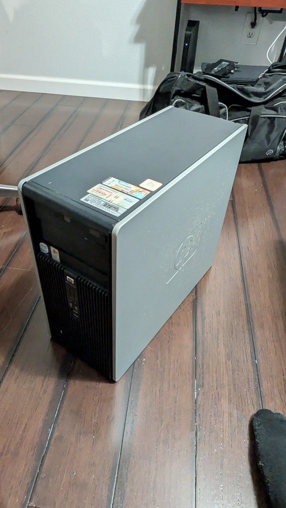 2x Computer Tower dell 5700 Compaq 4GB RAM 120GB HDD for Parts