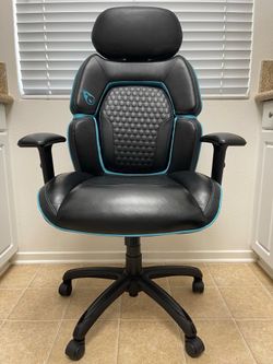 DPS Centurion Gaming Chair with Adjustable Headrest
