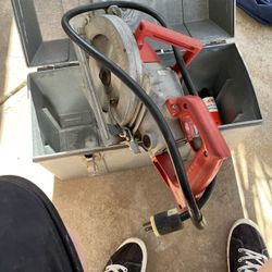 Skilsaw Worm Drive Circular Saw With Case