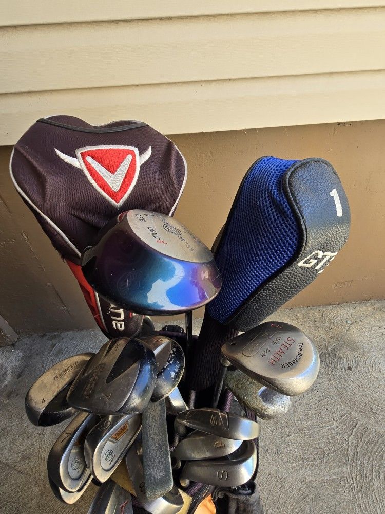 Golf Bag and Set of Clubs