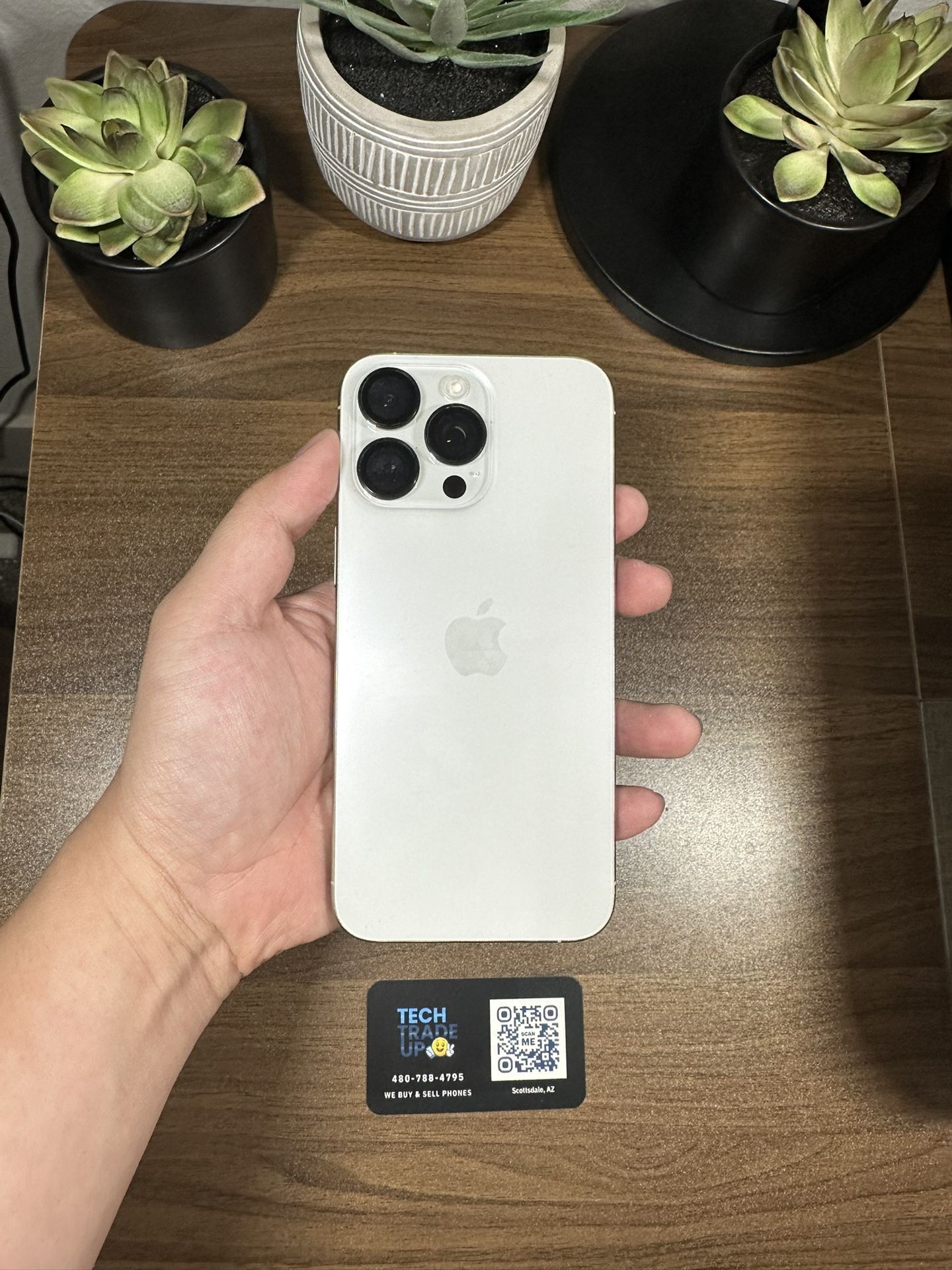 iPhone 15 Pro Max 256Gb White Unlocked for Sale in Tempe, AZ OfferUp