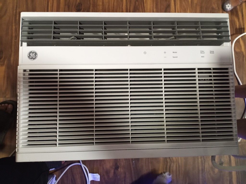 GE AC UNIT EXCELLENT CONDITION