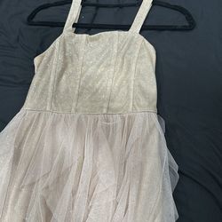 Girls dress size 16