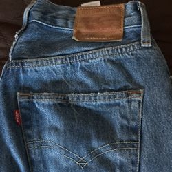 Women’s Levi’s 501 90’s