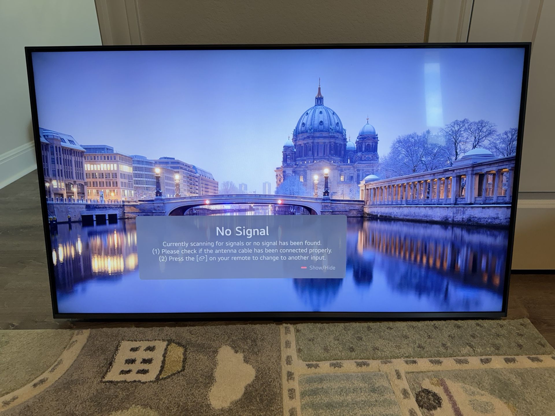 LG 50” TV (50UQ9000PUD) – Great Condition (Missing Remote)