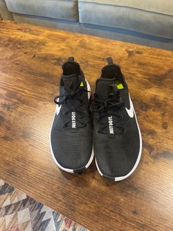 Nike Just Do It Knit Sneakers