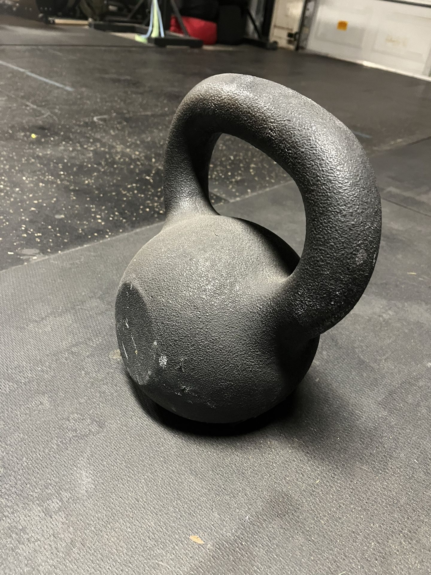 100 Lbs Kettlebell