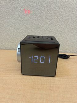 Sony ICF-C1PJ Alarm Clock Radio with Time Projector and Nature Sounds