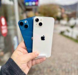 iPhone 13 128GB Unlocked