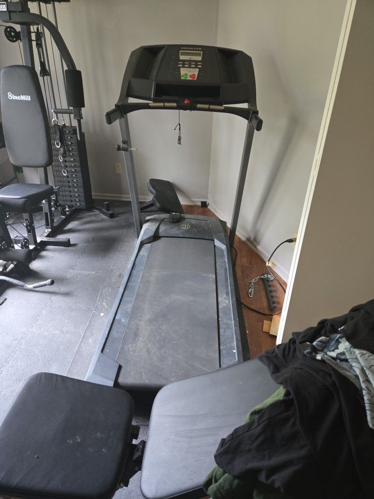 Golds Gym Treadmill