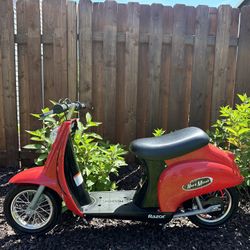 Razor Kids Moped 