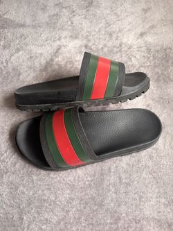 Men’s Gucci Slides