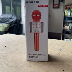 Handheld KTV wireless Microphone HiFi Speaker 