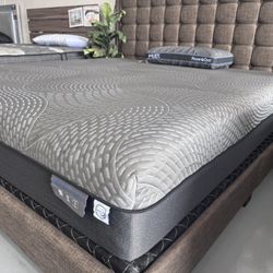 Luxury King Mattresses Cooling Hybrid New LIMITED STOCK Regular $798 Selling out for $488