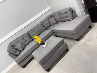Sectional With Ottoman 🔥🔥🔥