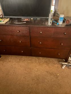 6-Drawer Double Dresser — Solid Wood, Round Knobs