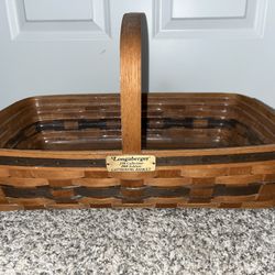 Longaberger JW 1988 Medium Gathering Basket & Protector