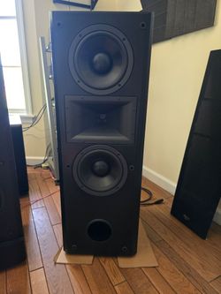 Klipsch cf-2 speaker pair working good!