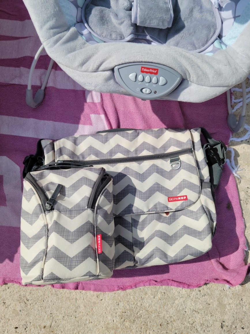 Skip Hop Chevron Diaper Bag And Bottle Bag