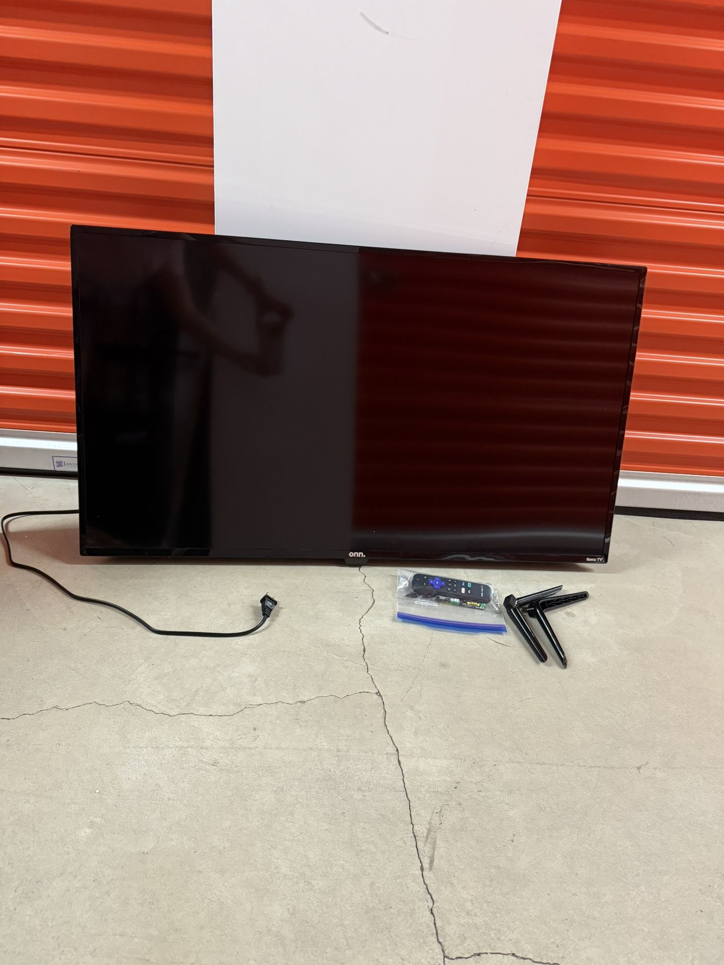 42” Smart TV