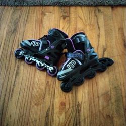 Adjustable Kids Mongoose Roller skates 