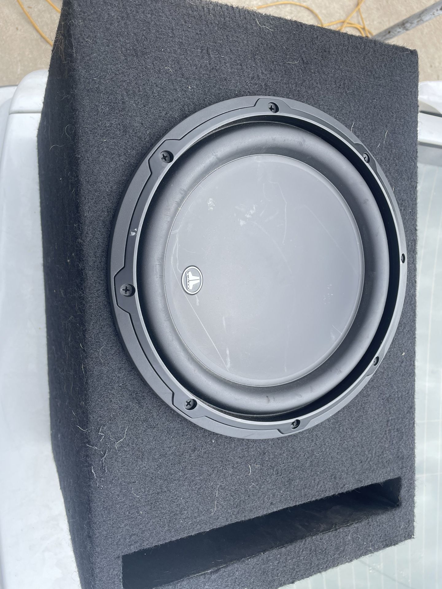 JL Audio 10w3v3.4 W Box $280 
