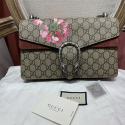  GG Supreme Blooms Canvas Small Dionysus Shoulder Bag